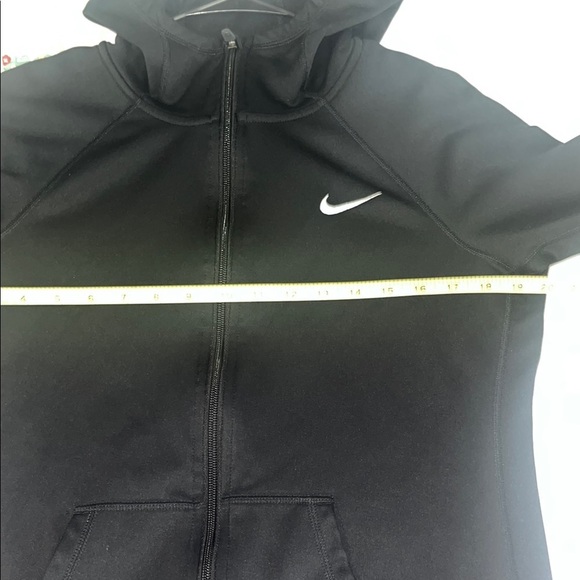 Nike Black Therma-Fit Zip-Up Hoodie - Picture 4 of 7